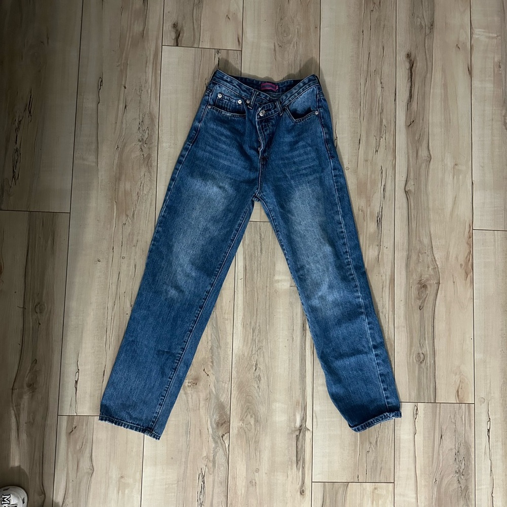 Edikted Cross Over Jeans